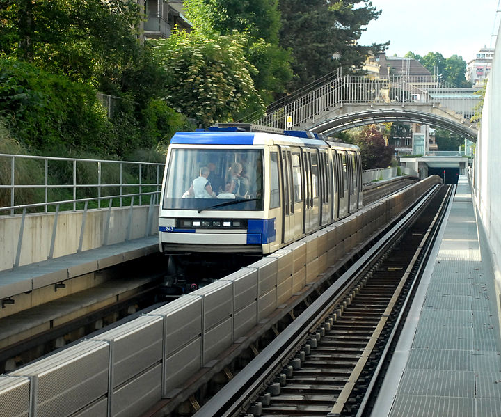 Lausanne LRT Métro M2 photo