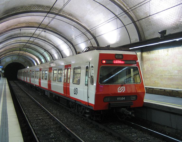 Barcelona FGC metro