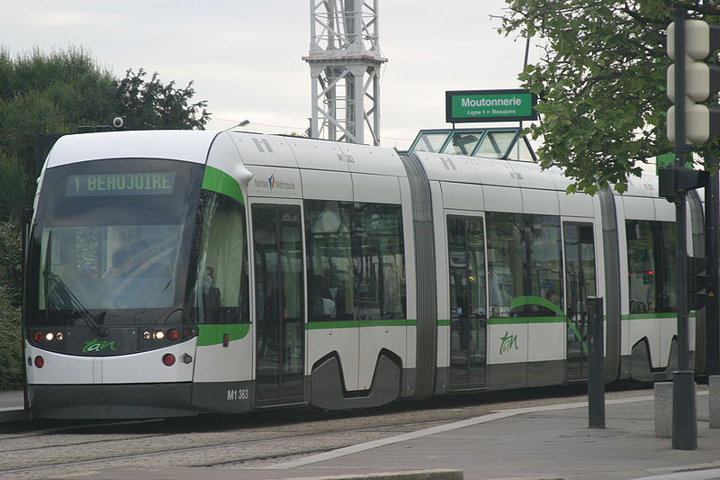 Nantes tram photo