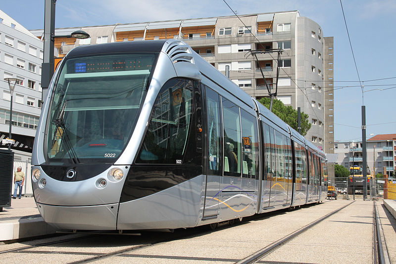 Toulouse tram photo