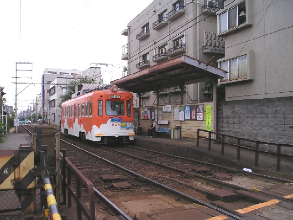 Osaka Hankai tram photo