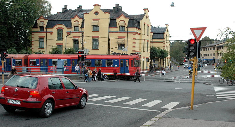 Oslo Holmenkollen line photo
