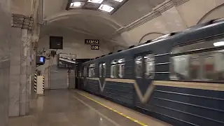 St Petersburg metro video