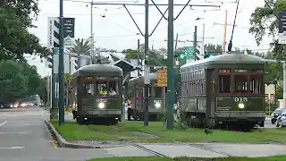 New Orleans streetcars on the St Charles route video